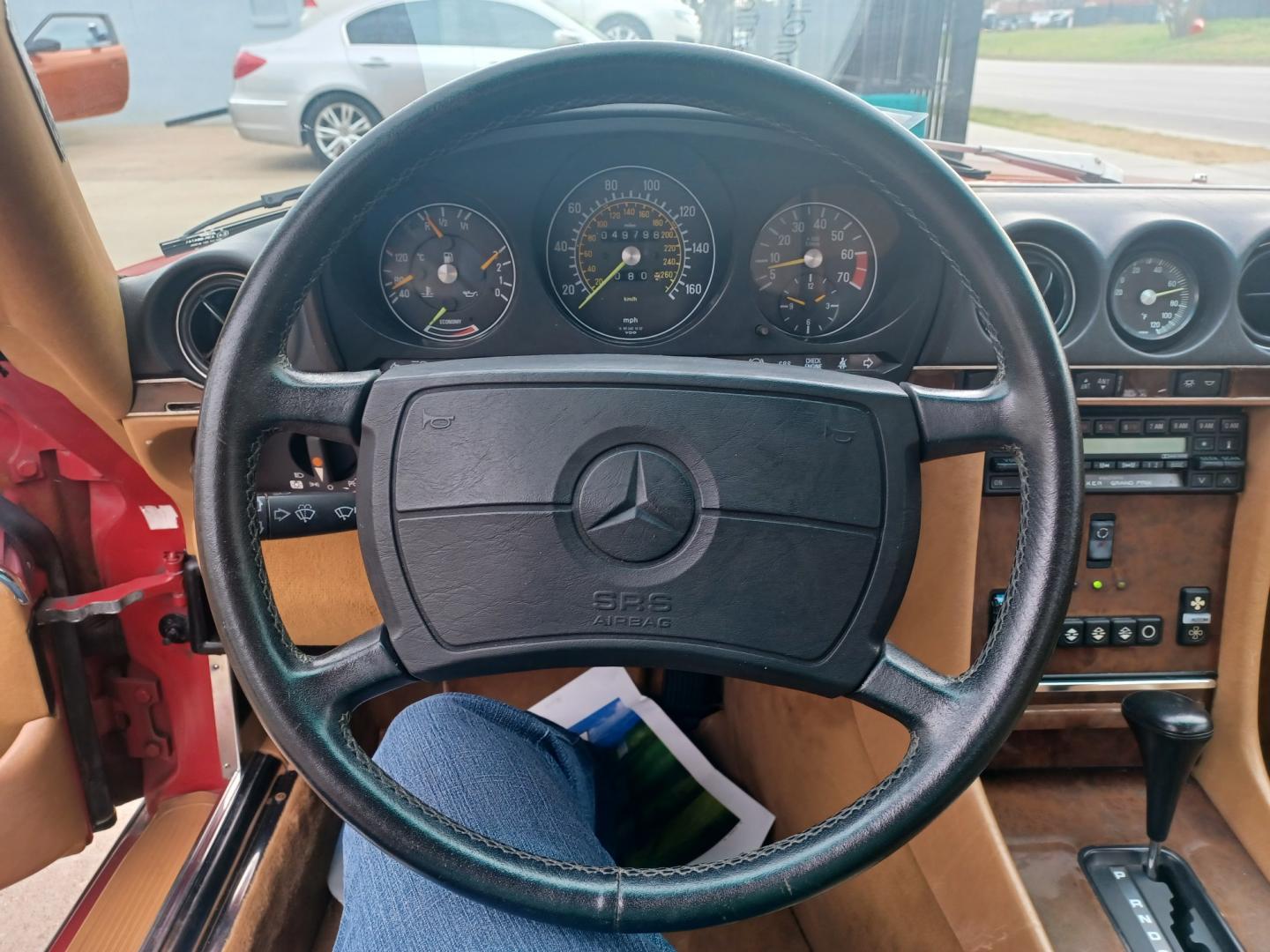 1989 RED /TAN, LEATHER Mercedes-Benz 560 SL coupe (WDBBA48D2KA) with an 5.6L V8 SOHC 16V engine, 4-Speed Automatic transmission, located at 2001 E. Lancaster, Ft. Worth, 76103, (817) 336-7000, 32.746181, -97.301018 - Photo#10